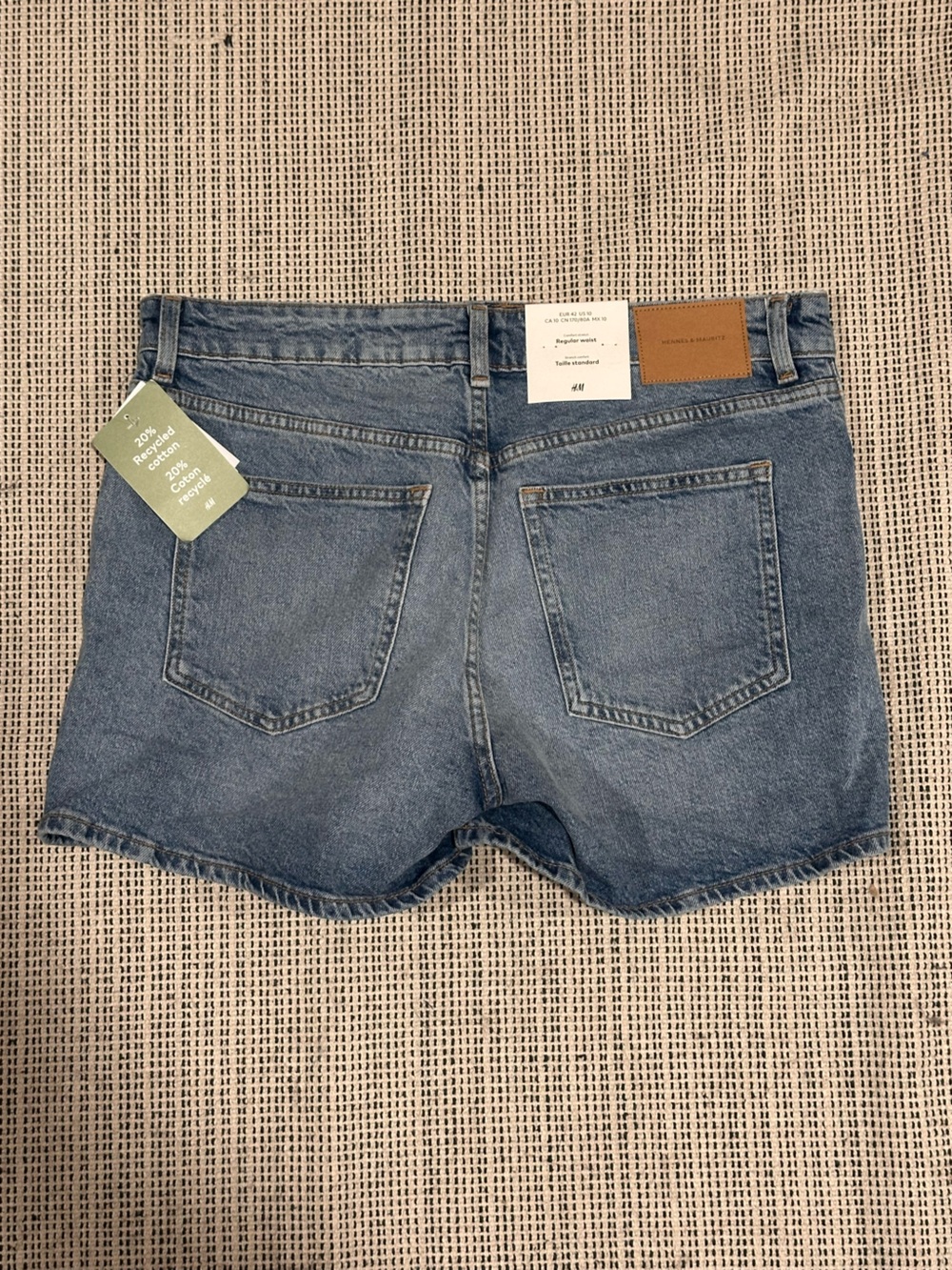 H&M shorts - regular waist - Picture 4 of 4